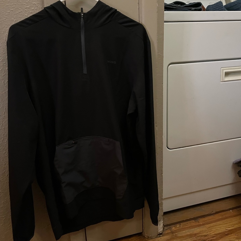 Women’s black windbreaker